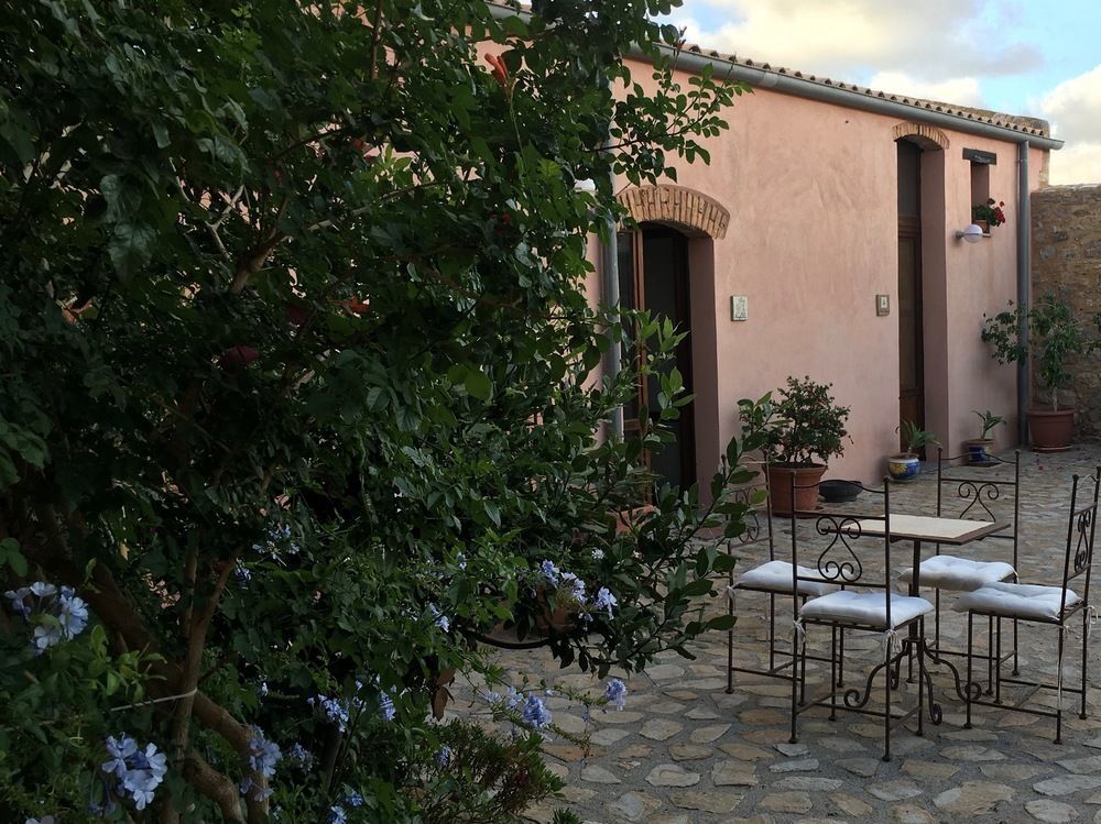 Agriturismo Case Tabarani Collesano Dış mekan fotoğraf