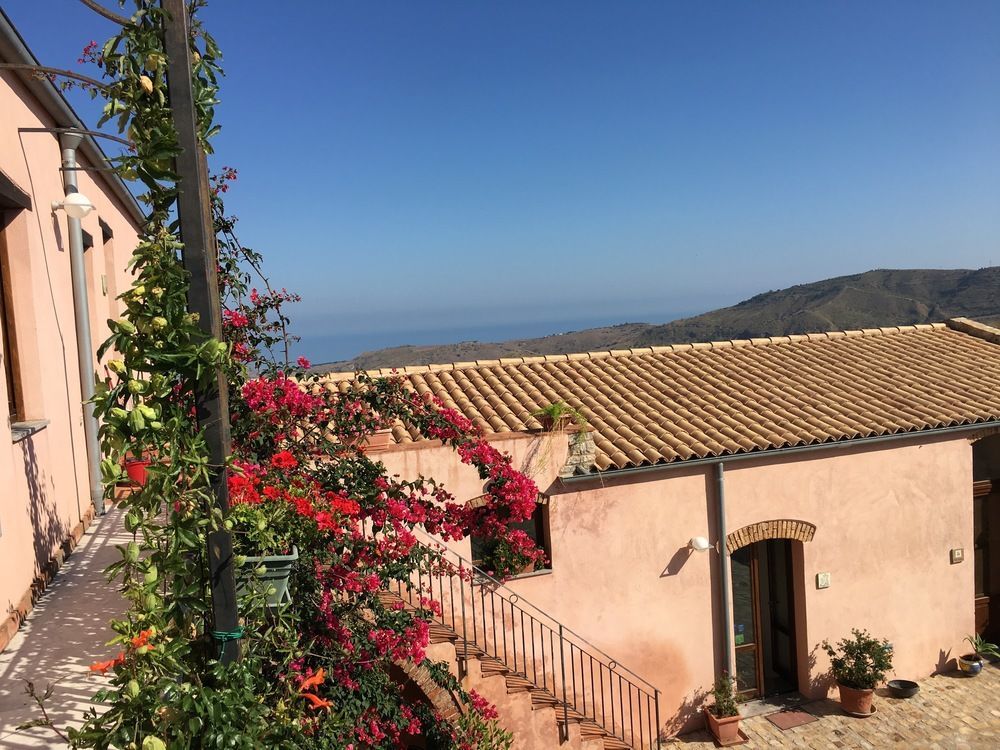 Agriturismo Case Tabarani Collesano Dış mekan fotoğraf