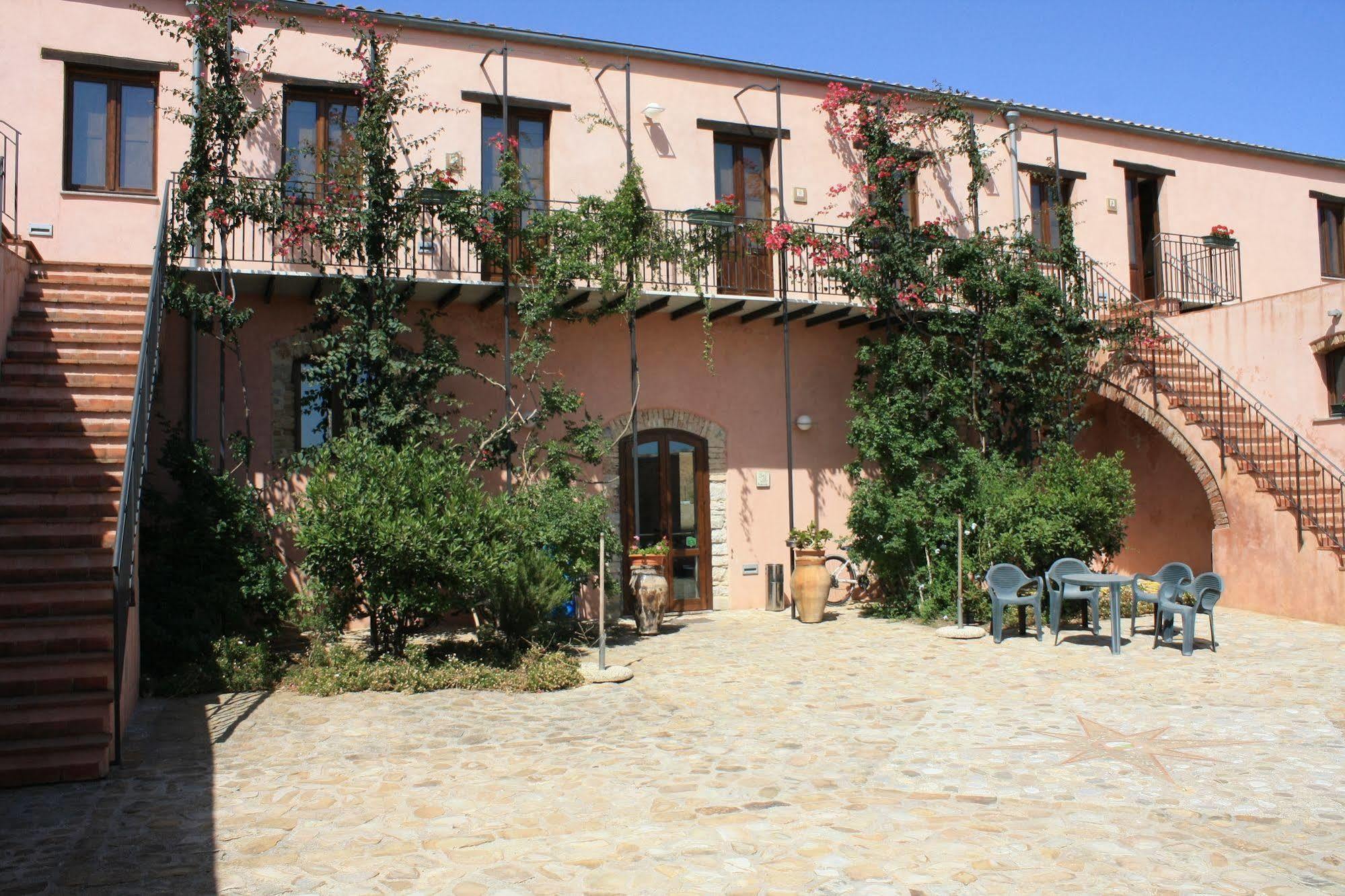 Agriturismo Case Tabarani Collesano Dış mekan fotoğraf